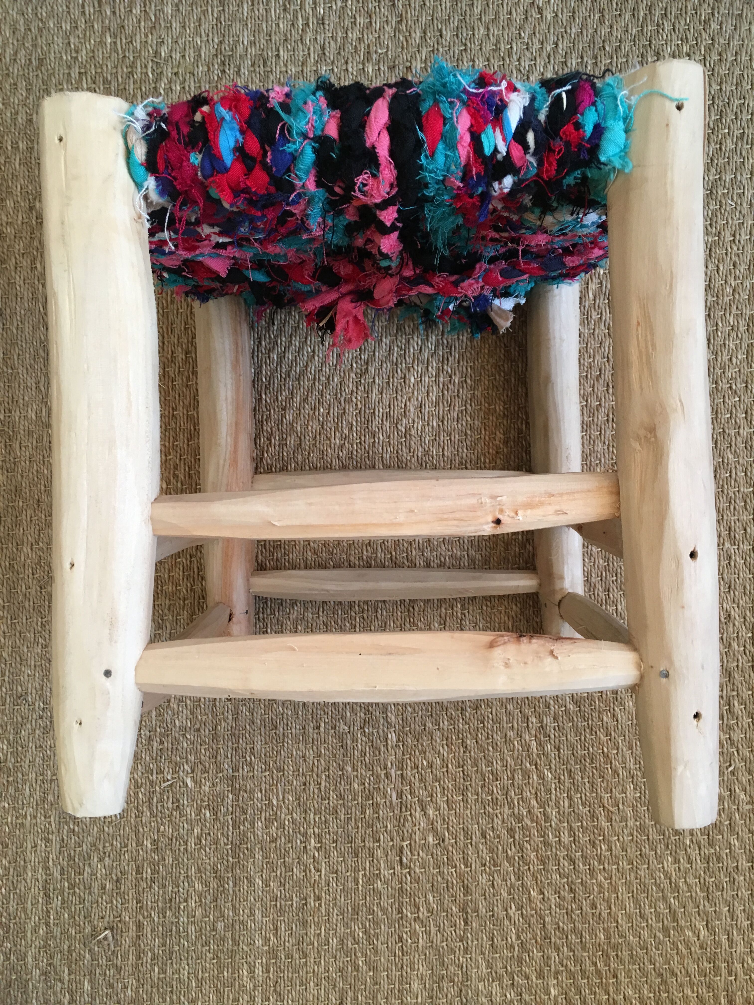 Stool Moroccan boucherouite colored