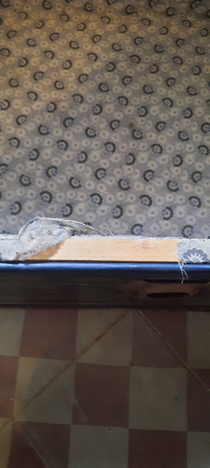 English travel trunk