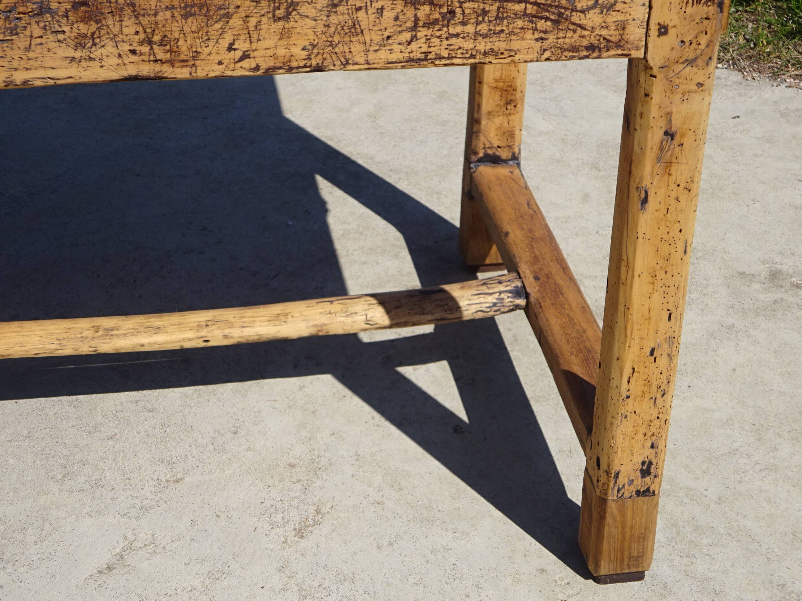 Ancienne table de ferme en chêne massif