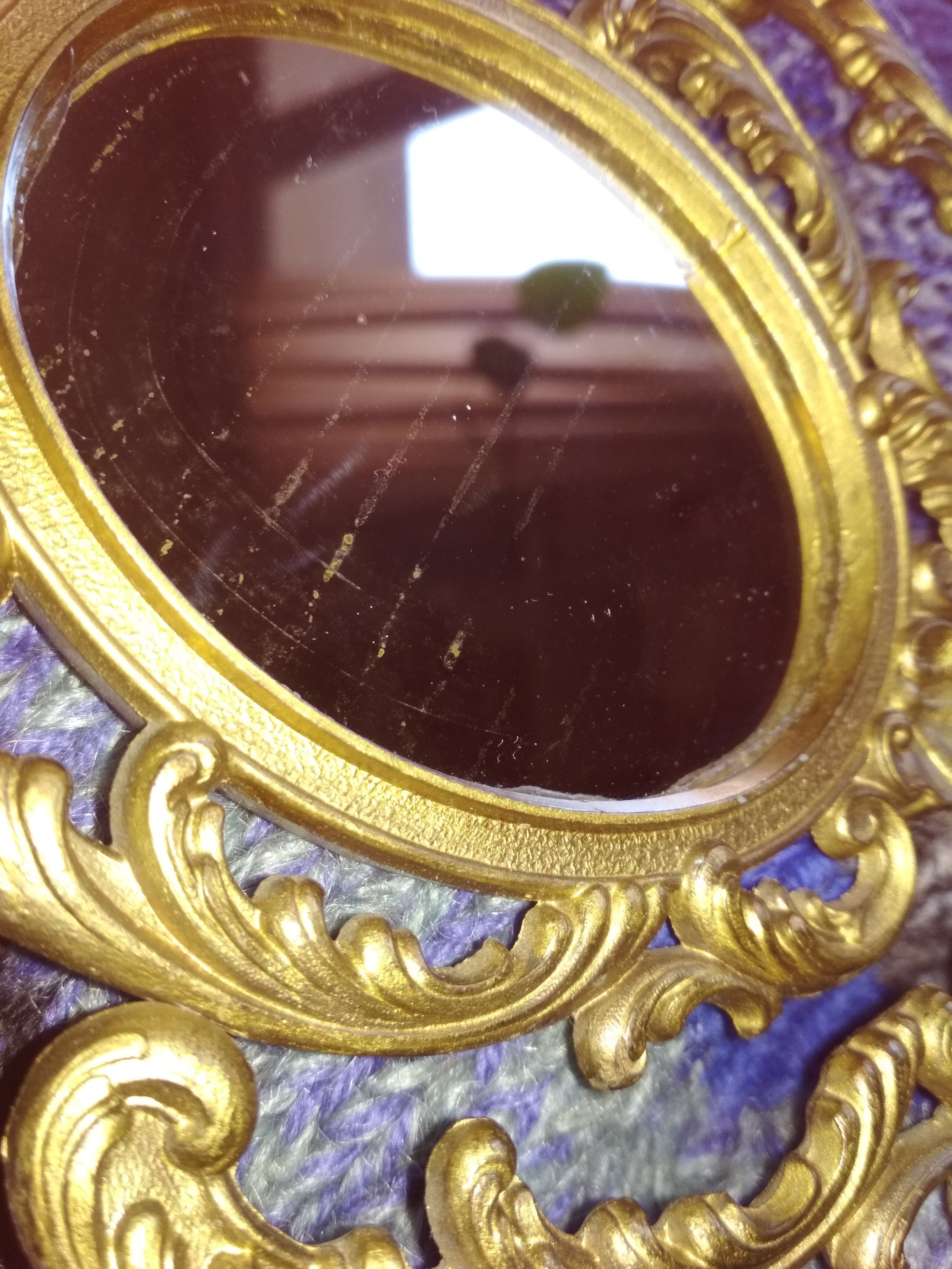 Baroque oval mirror pivoting on foot Golden brass 20x15cm