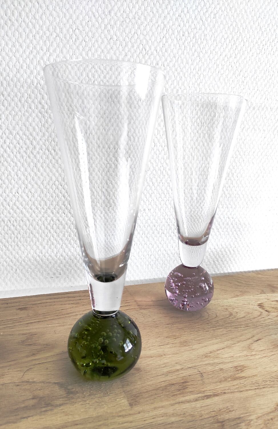 Vintage bubbled glasses