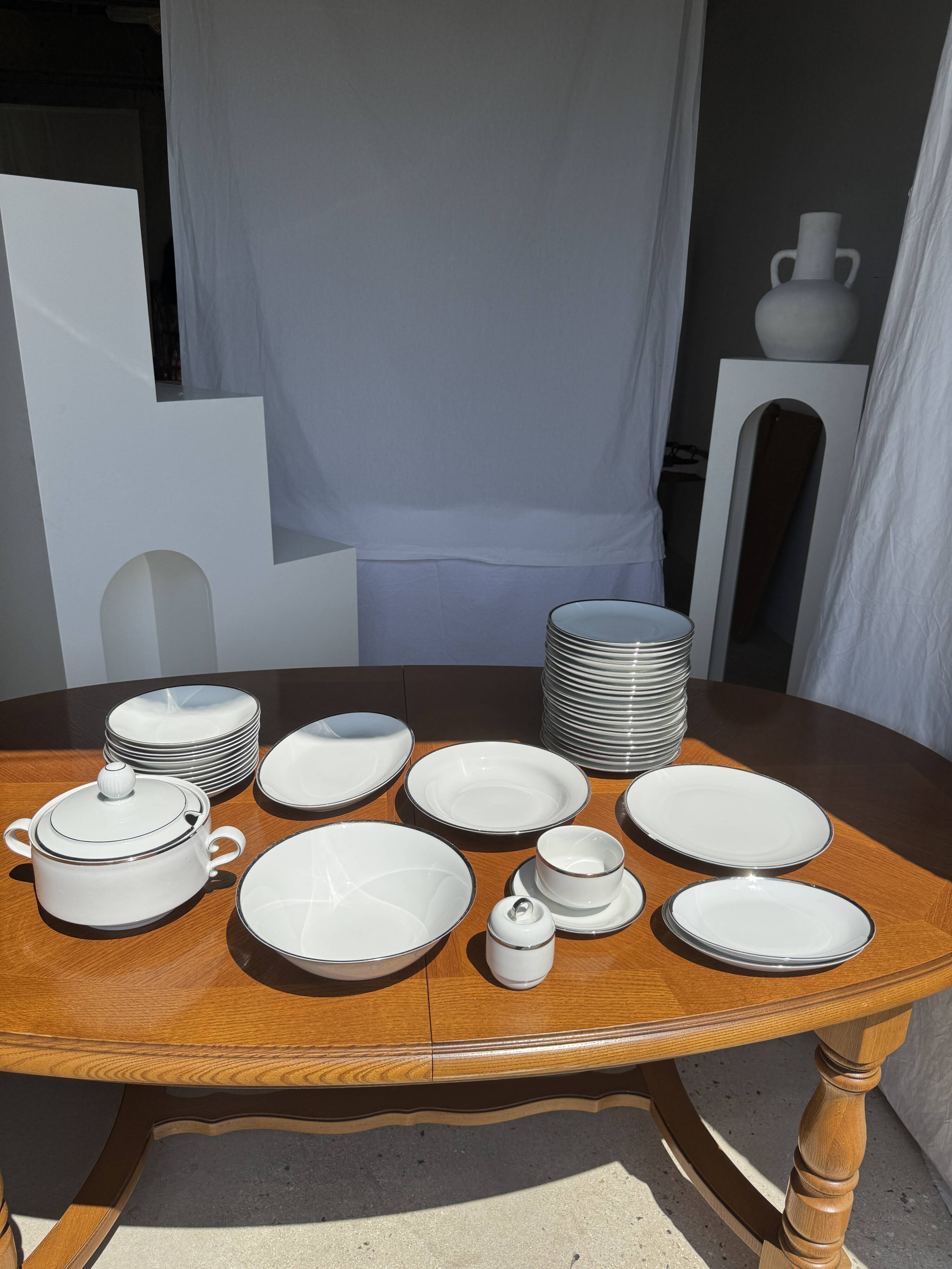 German porcelain service Winterling Marktleuthen Bavaria white