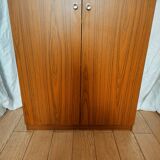 Shoe cabinet in formica