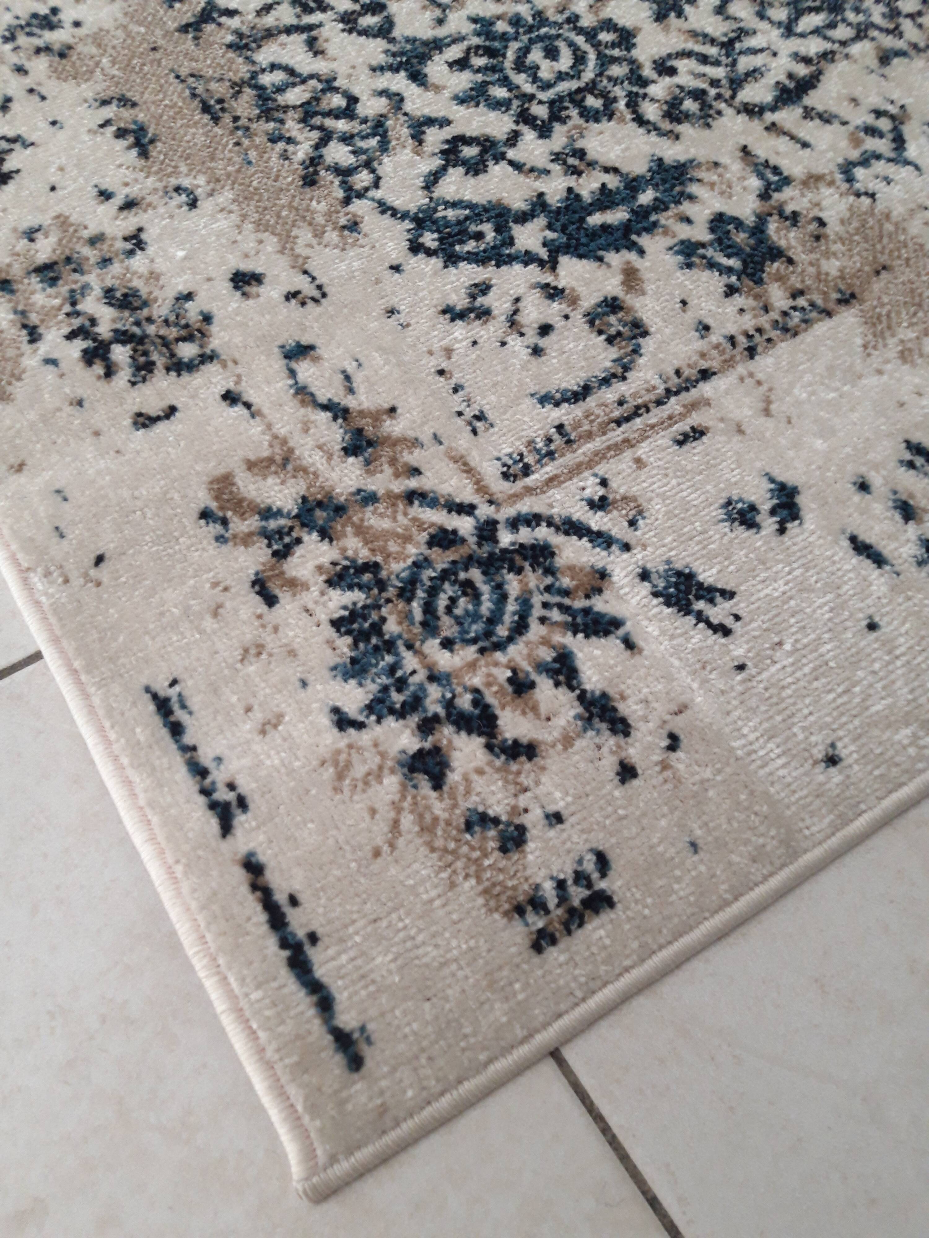 Vintage carpet 130x190 cm