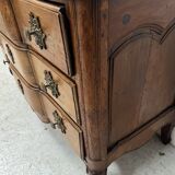 Louis XV commode with three drawers in solid walnut, 18th century