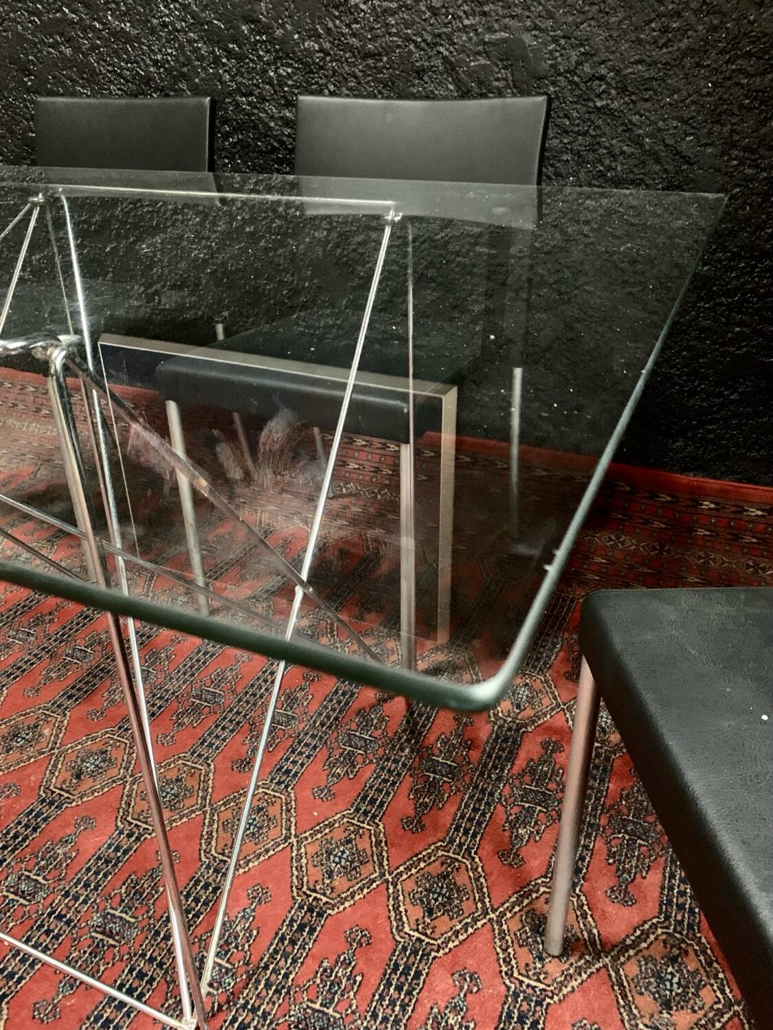 Max Sauze dining table