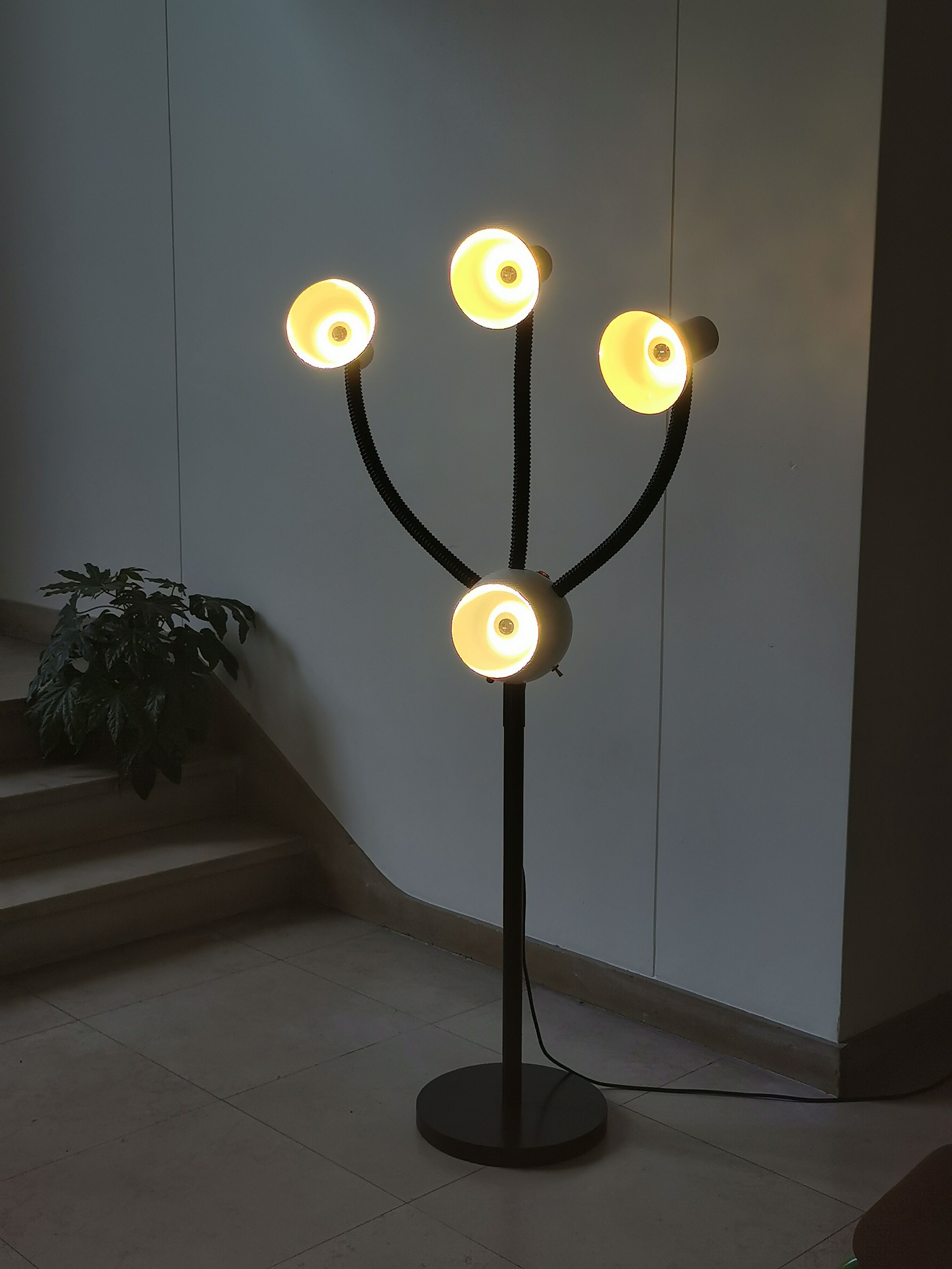 Space age lamp with 4 articulated spots, eyeball, sci-fi, 1970.