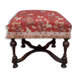 Pouf style Louis XIII