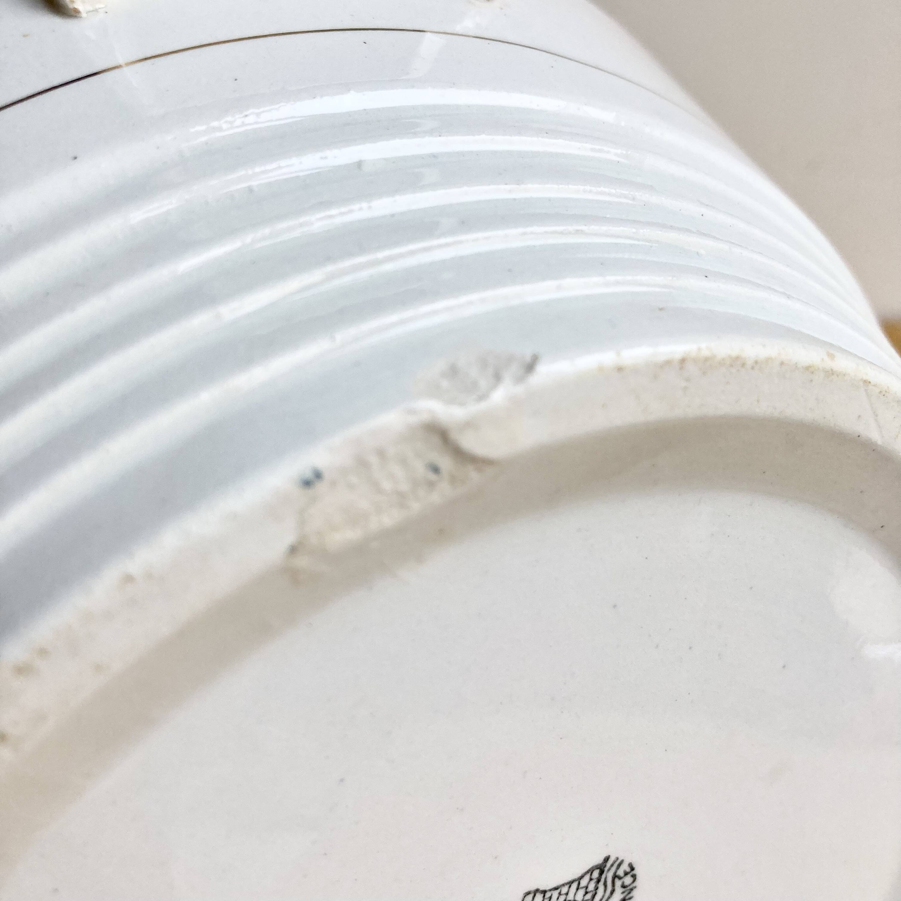 Gien 1930 soup tureen / vegetable dish