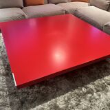 Liko red coffee table
