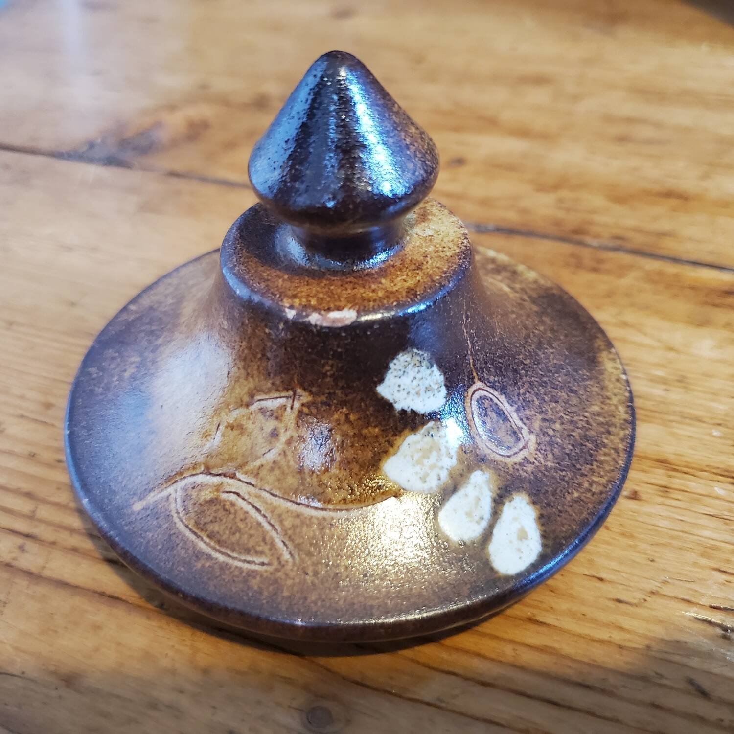 Pot signed La Roue Vallauris in ceramic