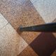 Table basse structure fer céramique noire  et blanche 1950/60