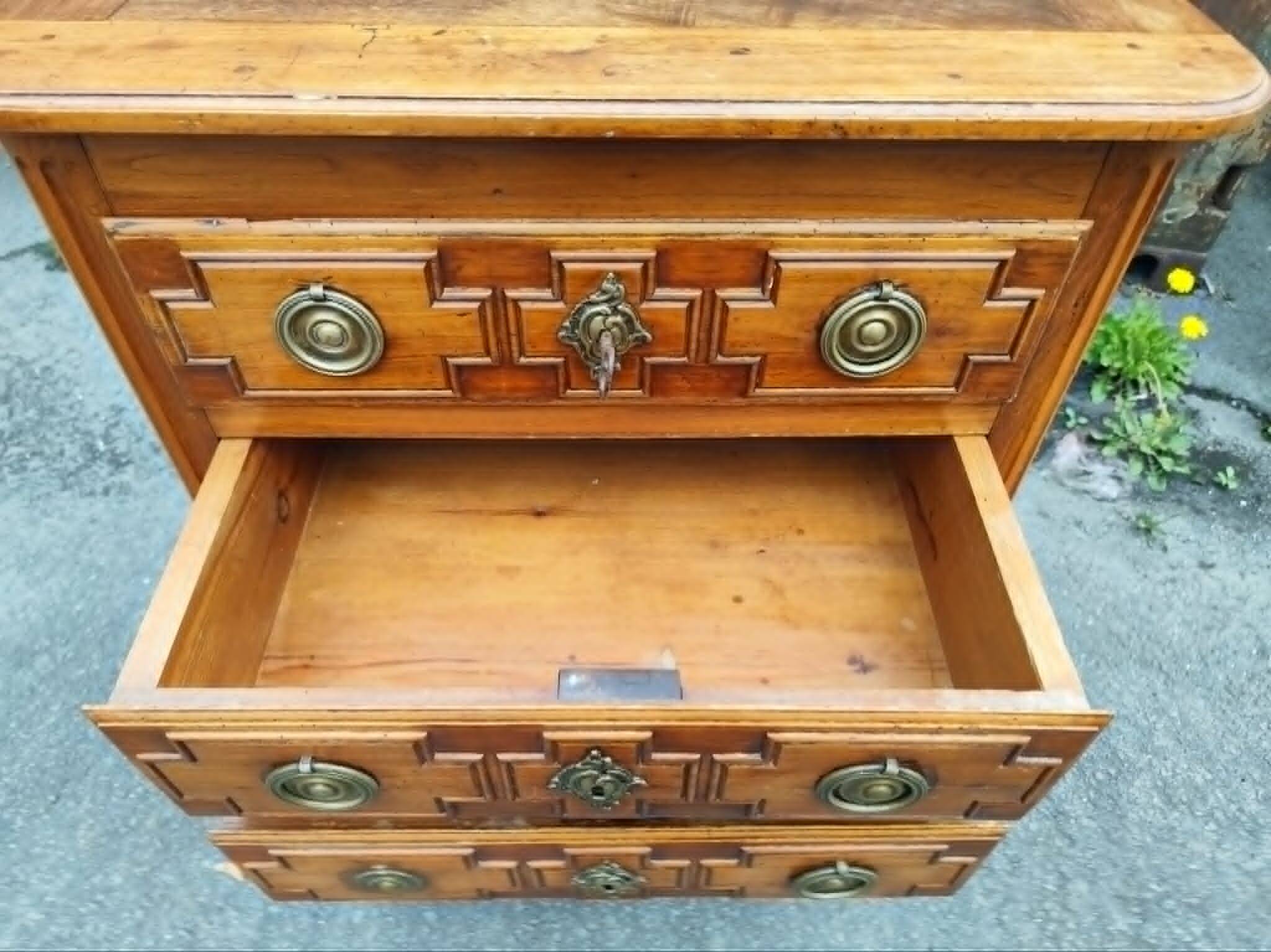 Commode Transition Louis XV - Louis XVI