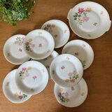 Porcelain cake service