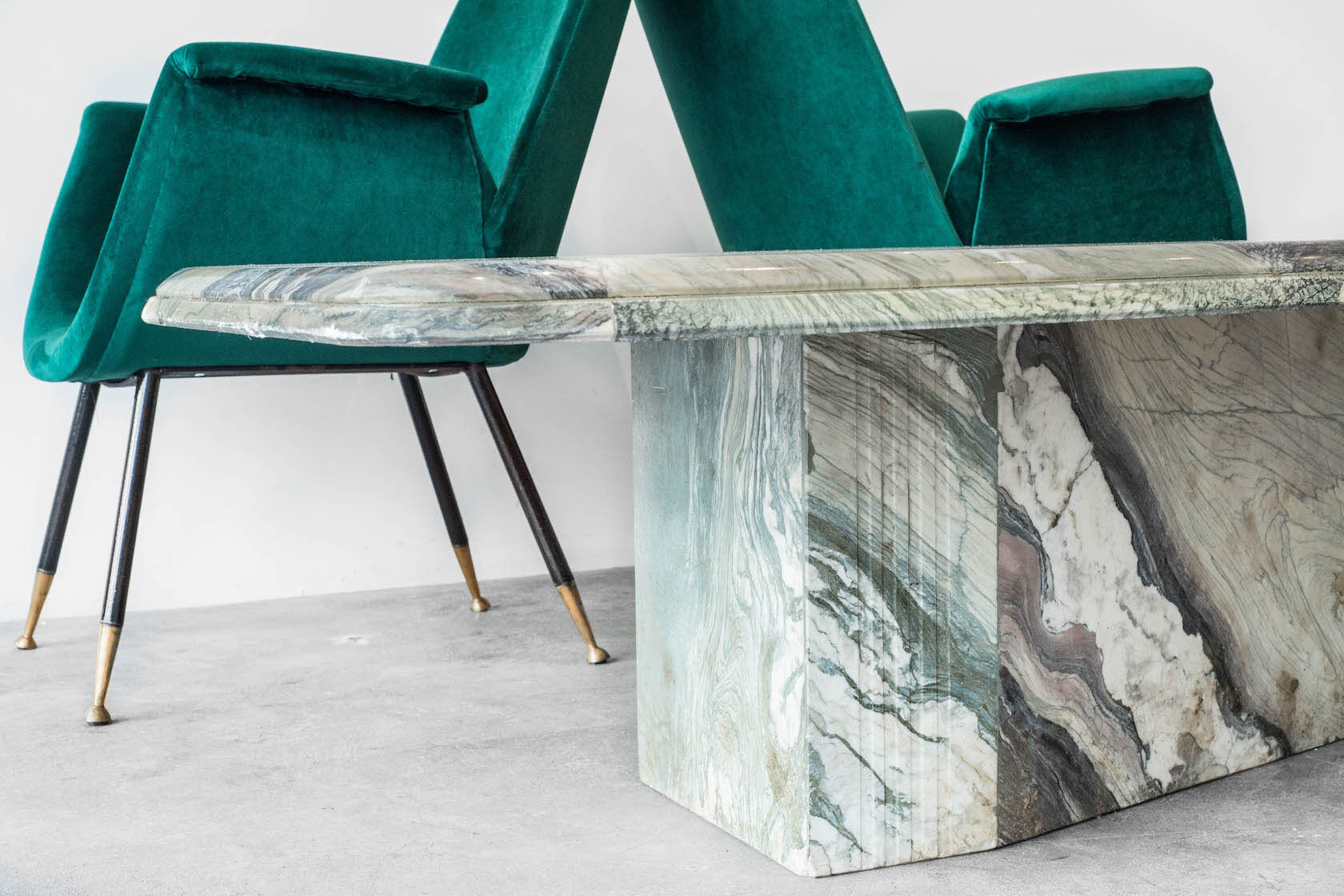 Table year 60 marble