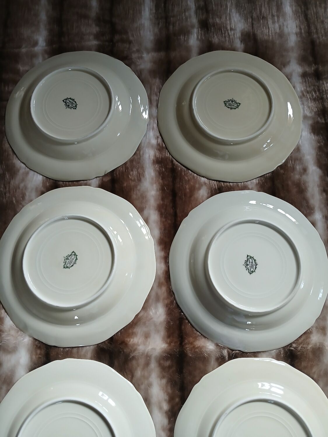 Service of 8 plates + 1 compote dish Limoges France