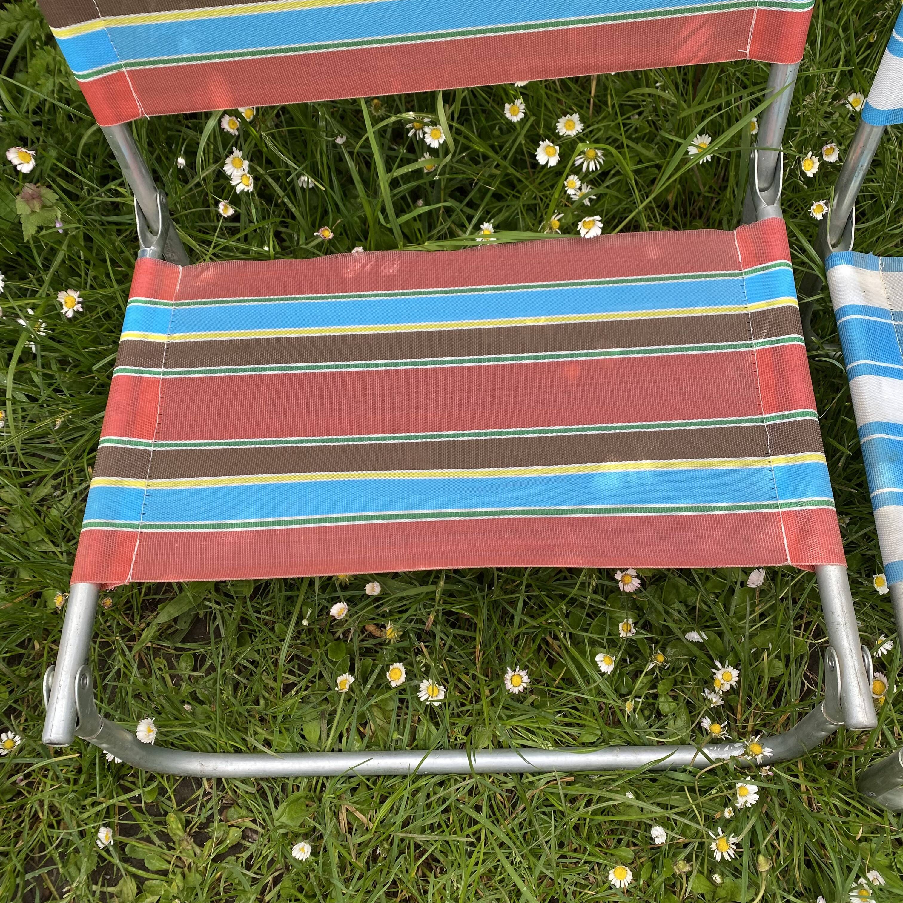70s beach chairs
