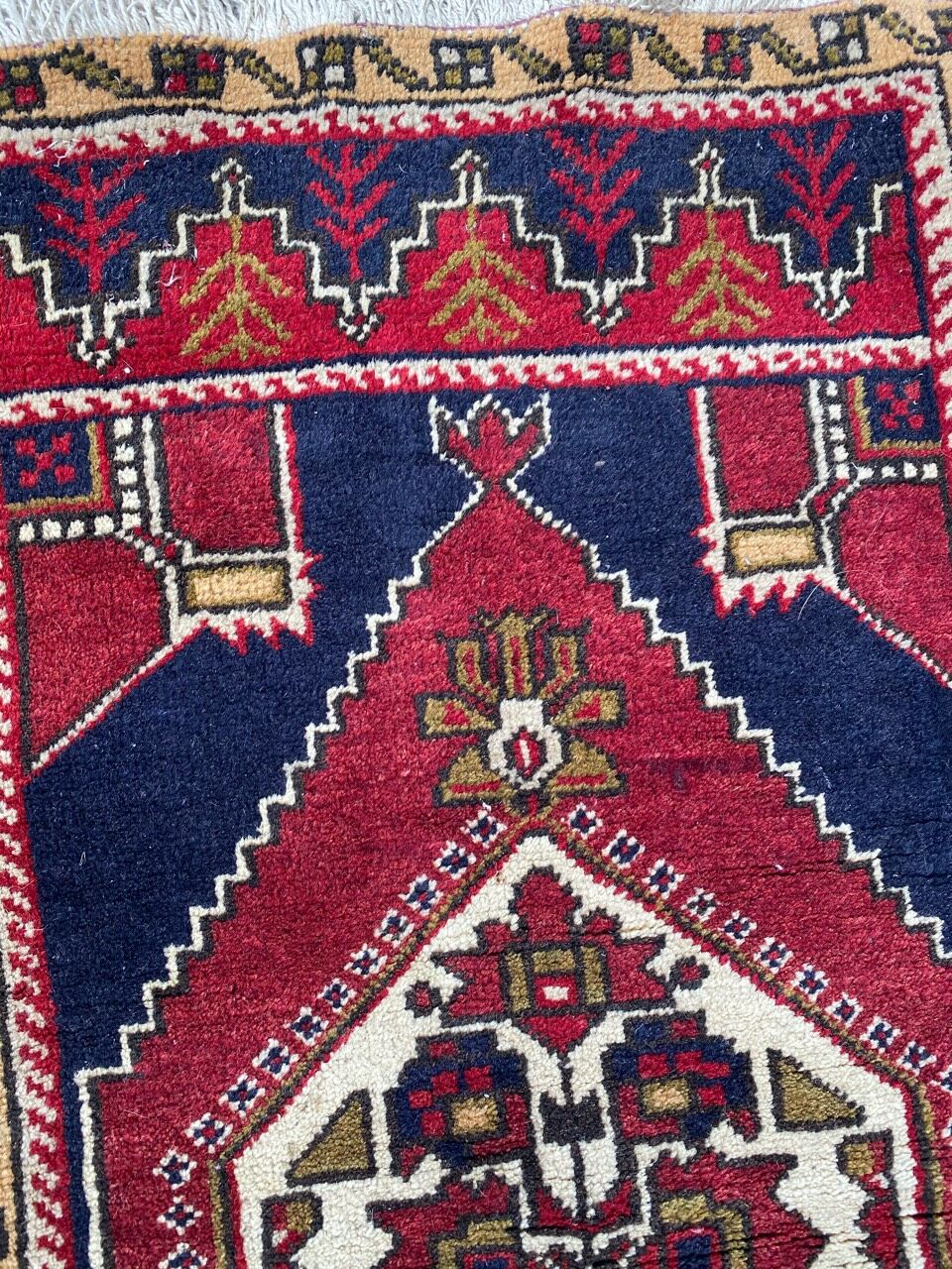 Nice little Turkish vintage carpet Yastik 53x97 cm