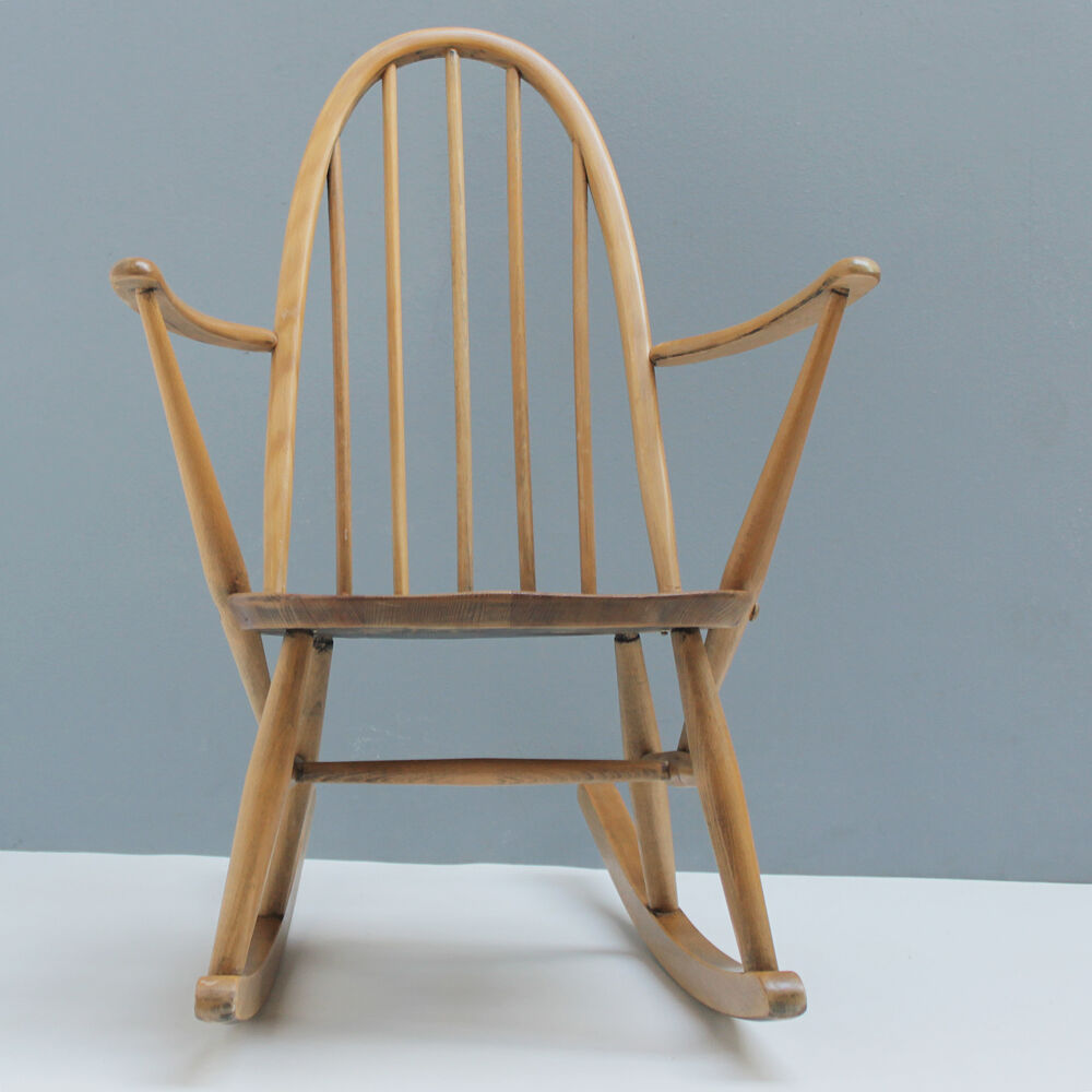 Rocking-chair by Lucian Ercolani for Ercol