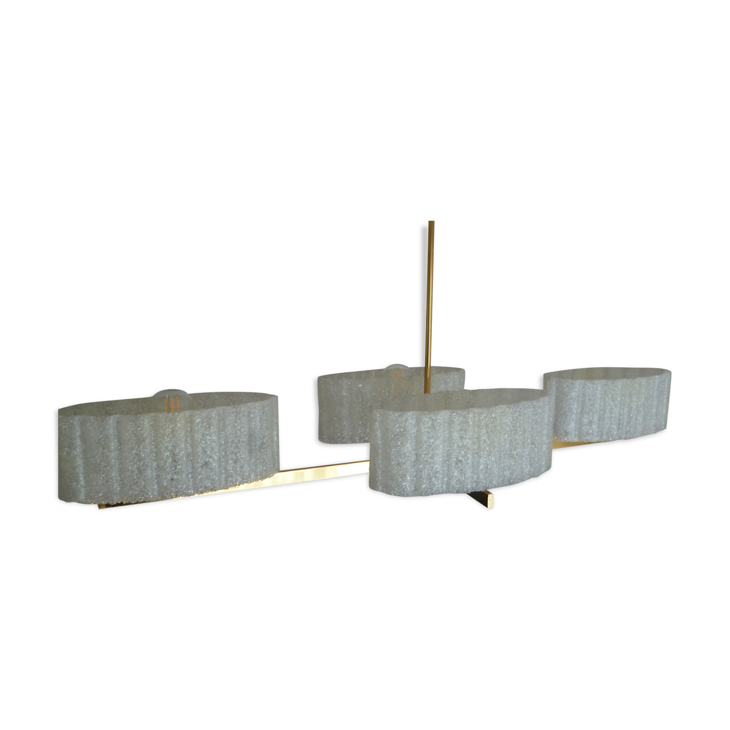 Arlus chandelier at 4 offal days