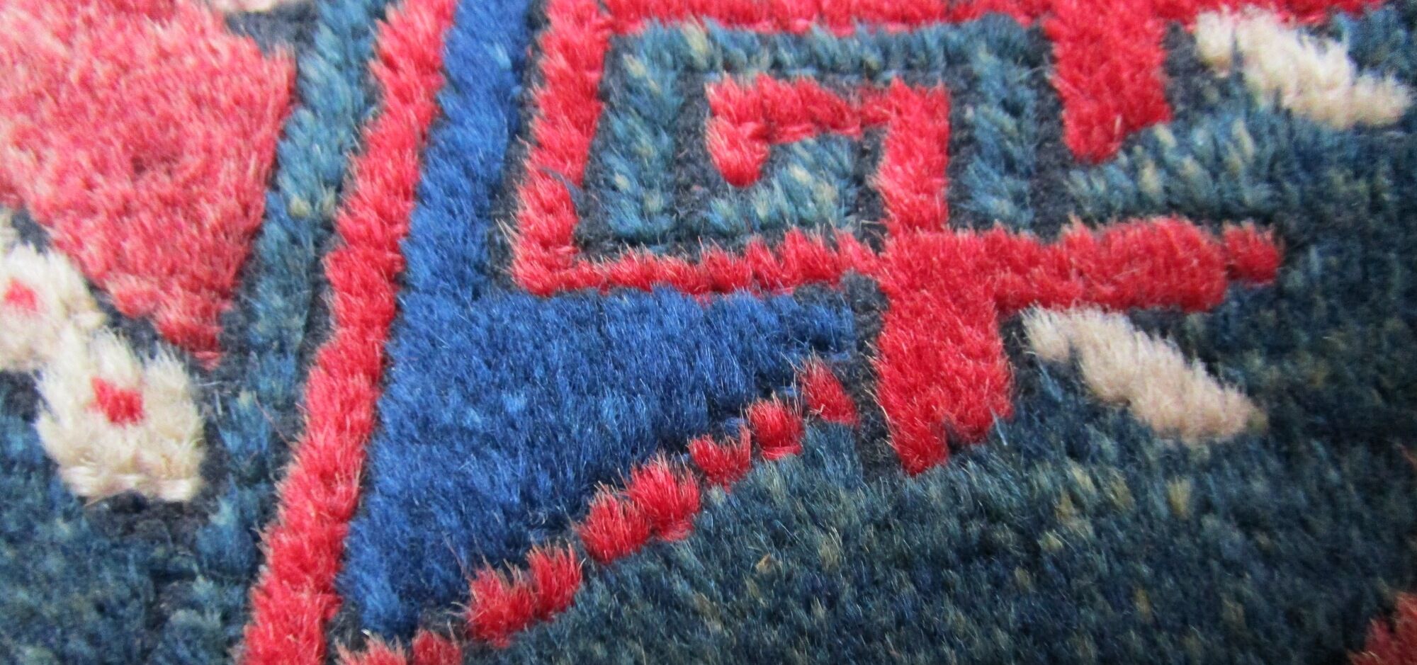 Carpet point knotted velvet wool blue red white 124 cm x 202 cm vintage