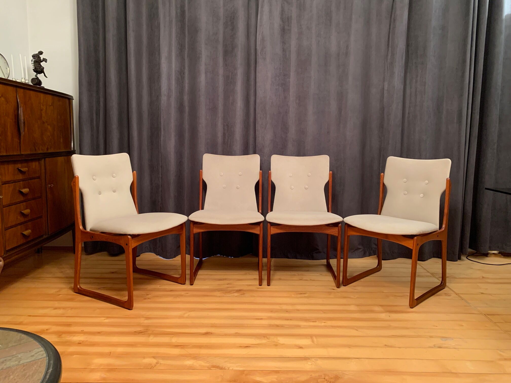 Set of four Vamdrup Stolefabrik chairs, Denmark, 1960s