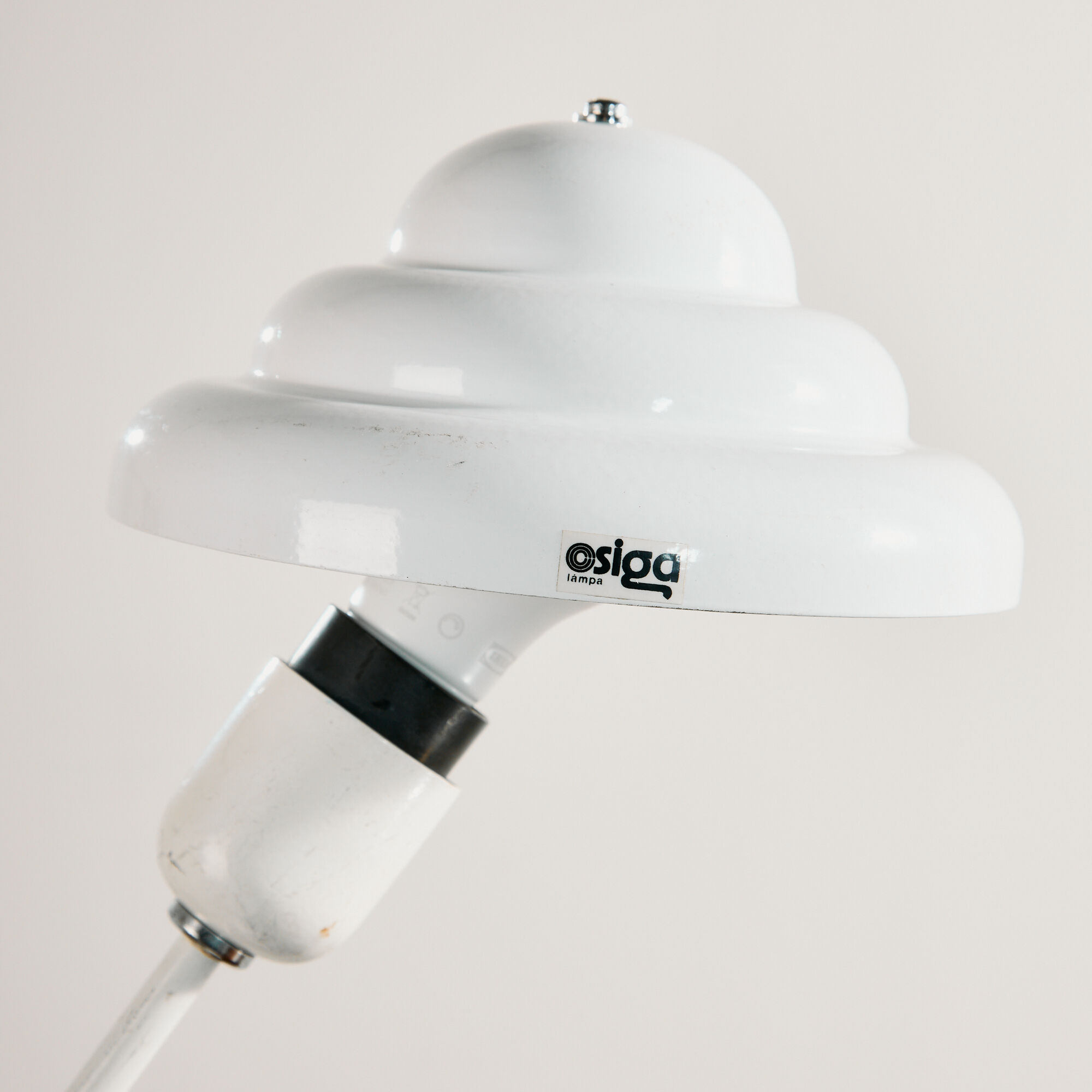 Lampe de table Csiga par György Radnóti