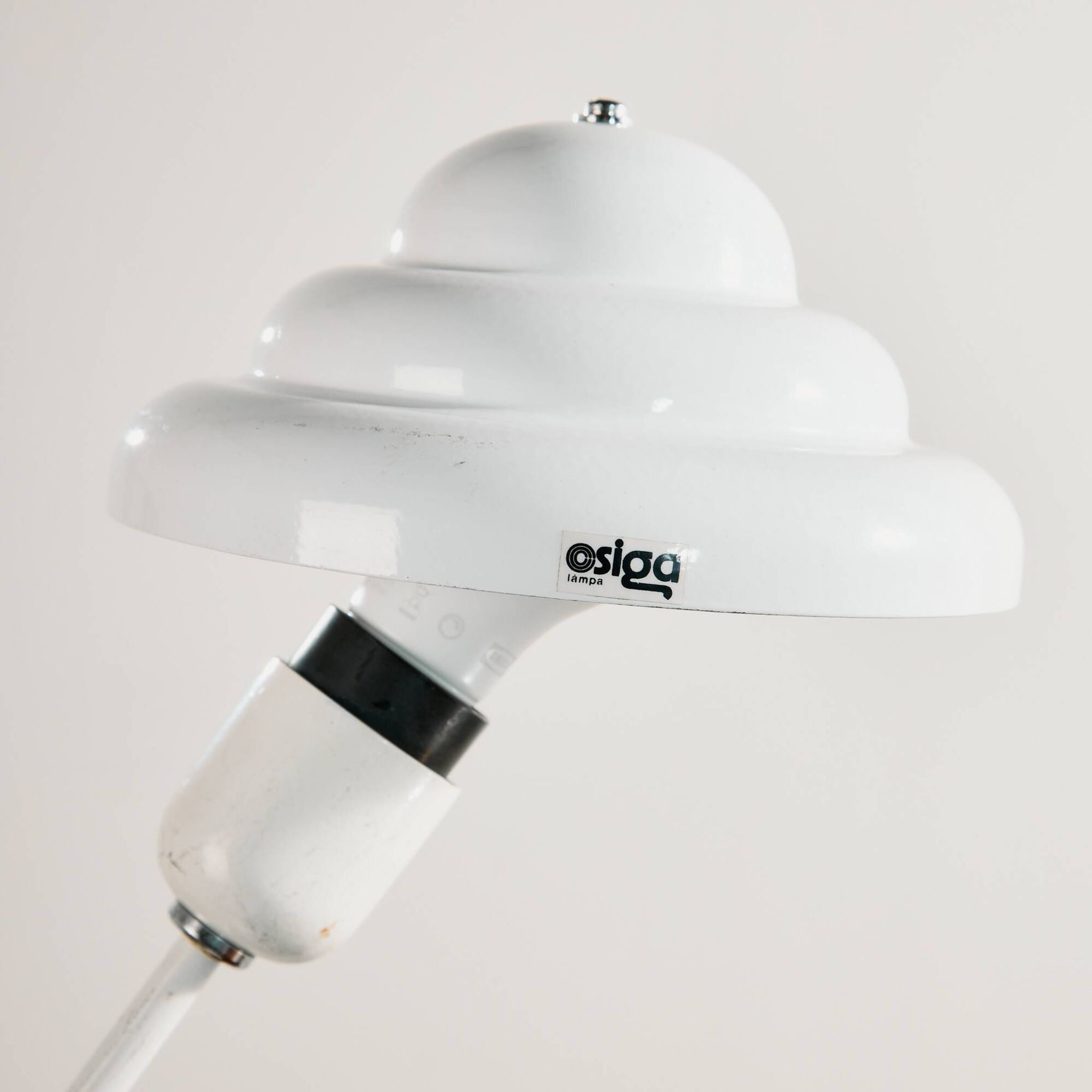 Csiga table lamp by György Radnóti
