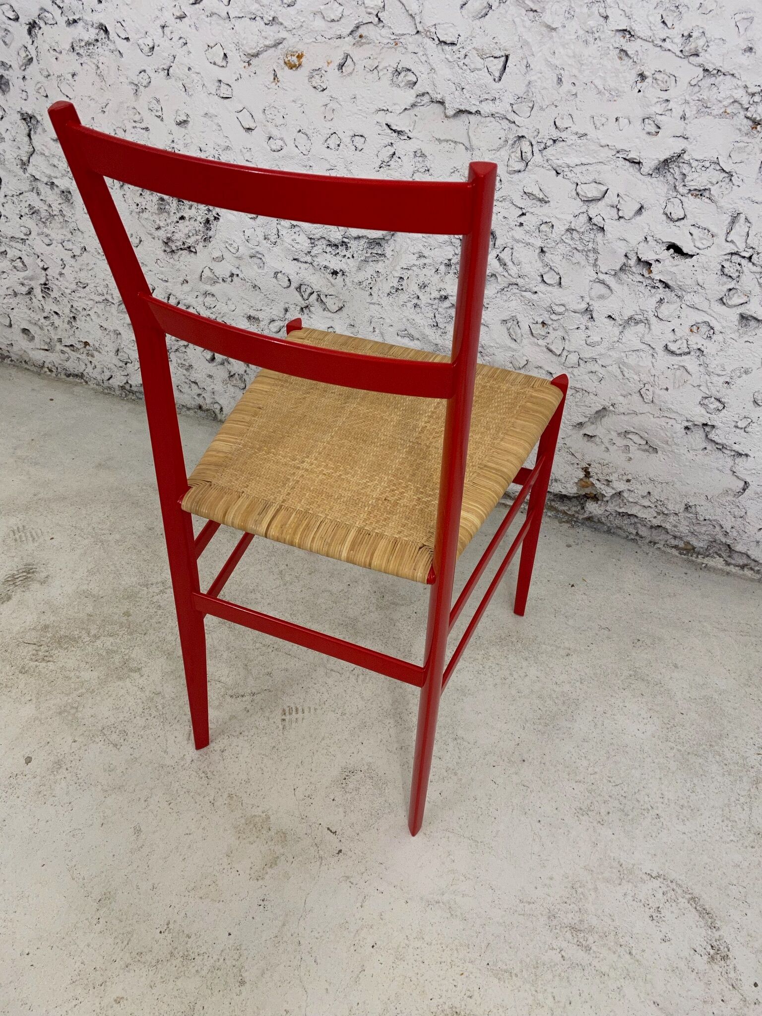 Superleggera chair by Gio Ponti for Cassina modeled 699