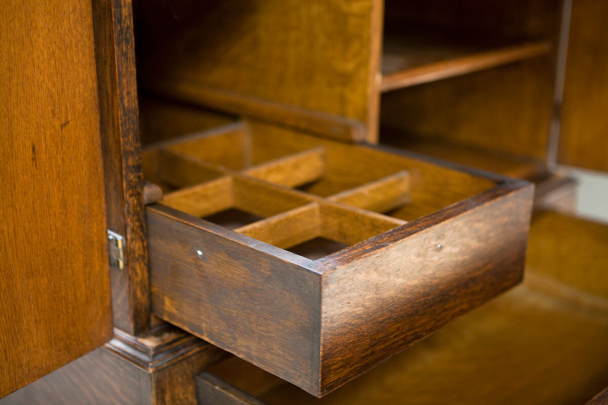 Oak cocktail cabinet early 1900