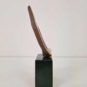 Sculpture en bronze sur socle en pierre par Willy Ceysens, 1970