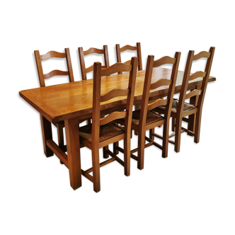 Oak table, 6 chairs and a bahut