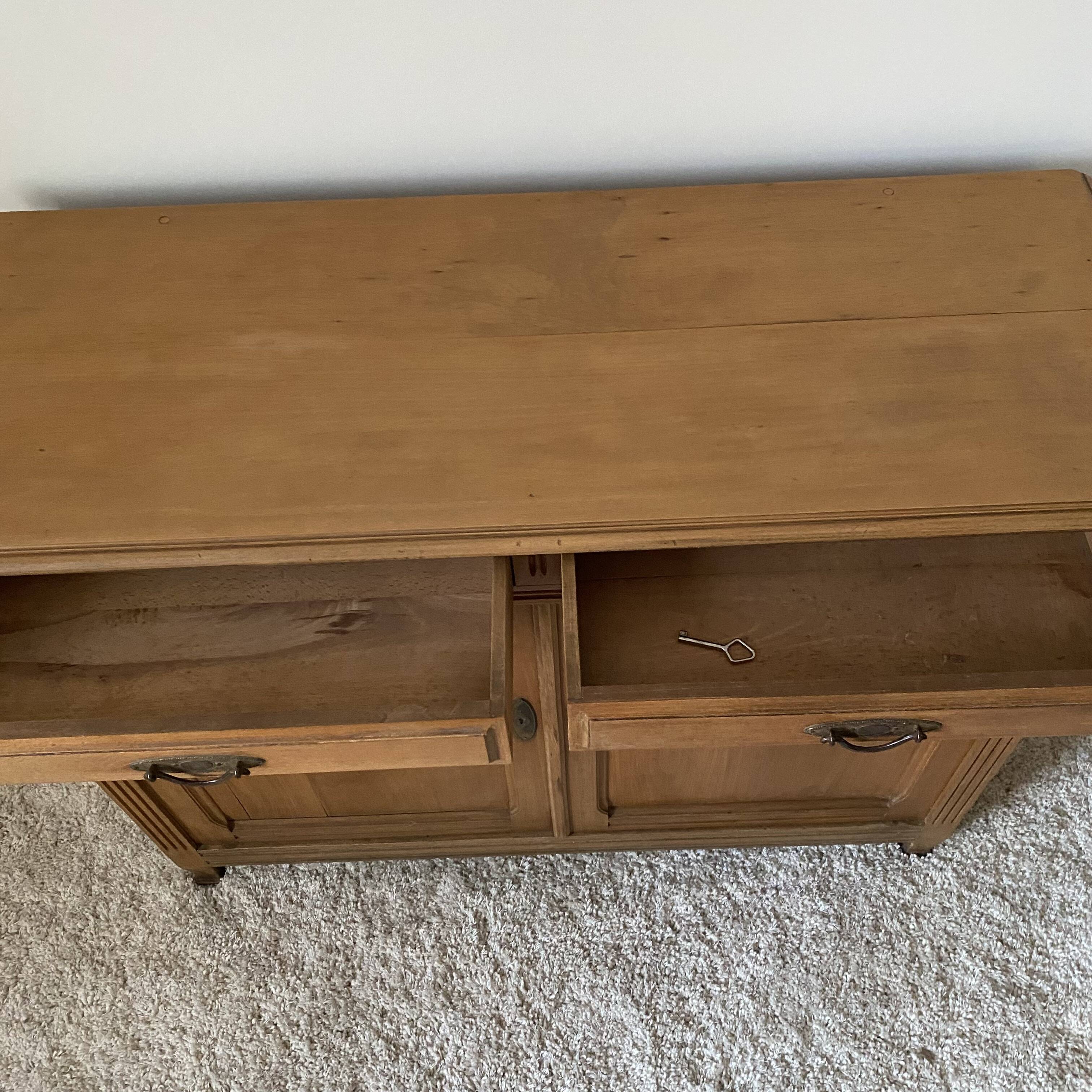 Parisian furniture buffet