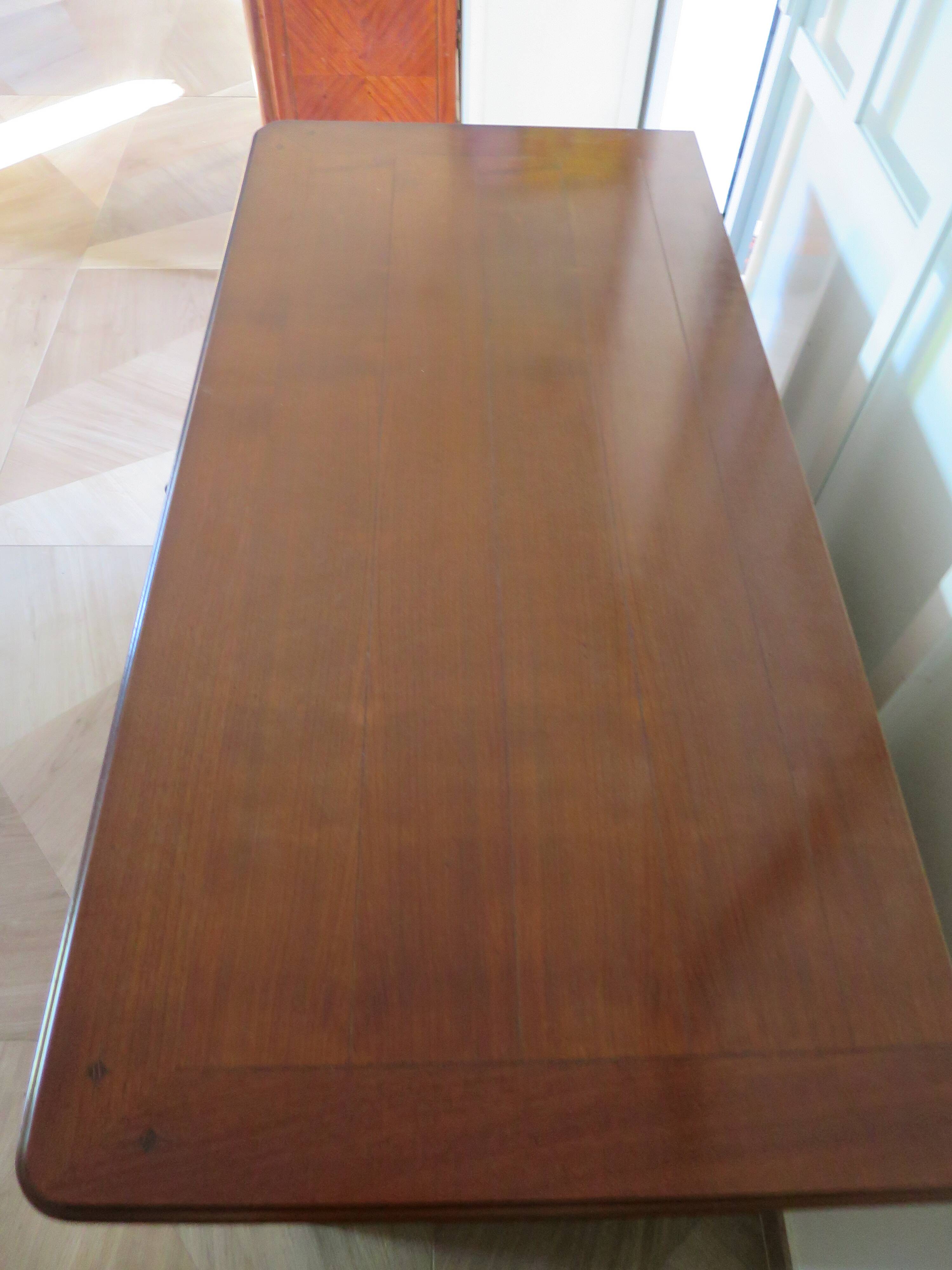 Louis Philippe chest of drawers with ogee - 4 drawers - 1 lock - cherry wood - 1980s