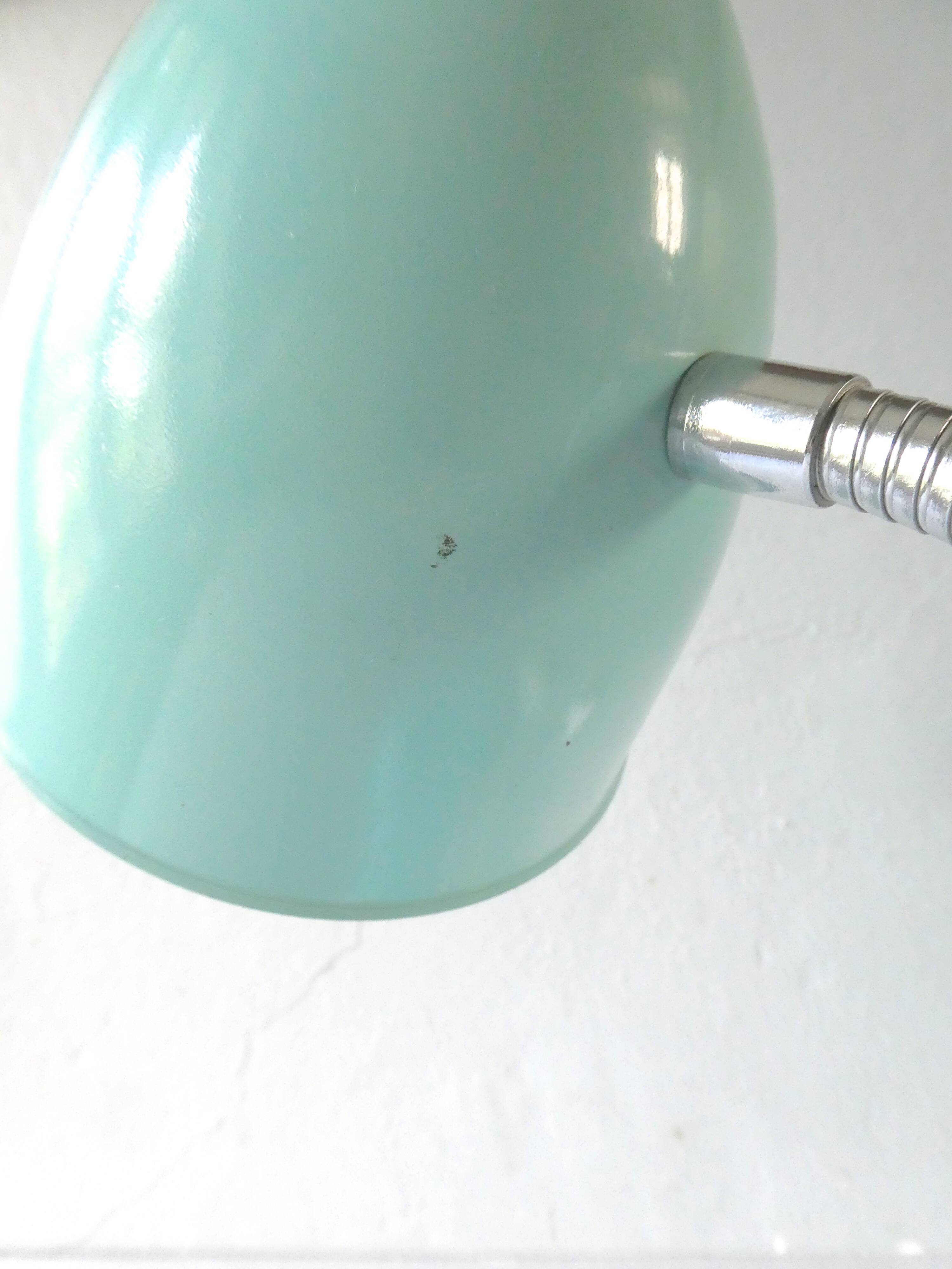 Articulated desk lamp, in turquoise blue metal, 1970s.