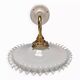 Applique murale vintage en opaline blanche