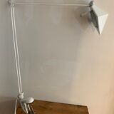 White pyramid desk lamp embnched white pyramid Lungean and Pellmann 1980