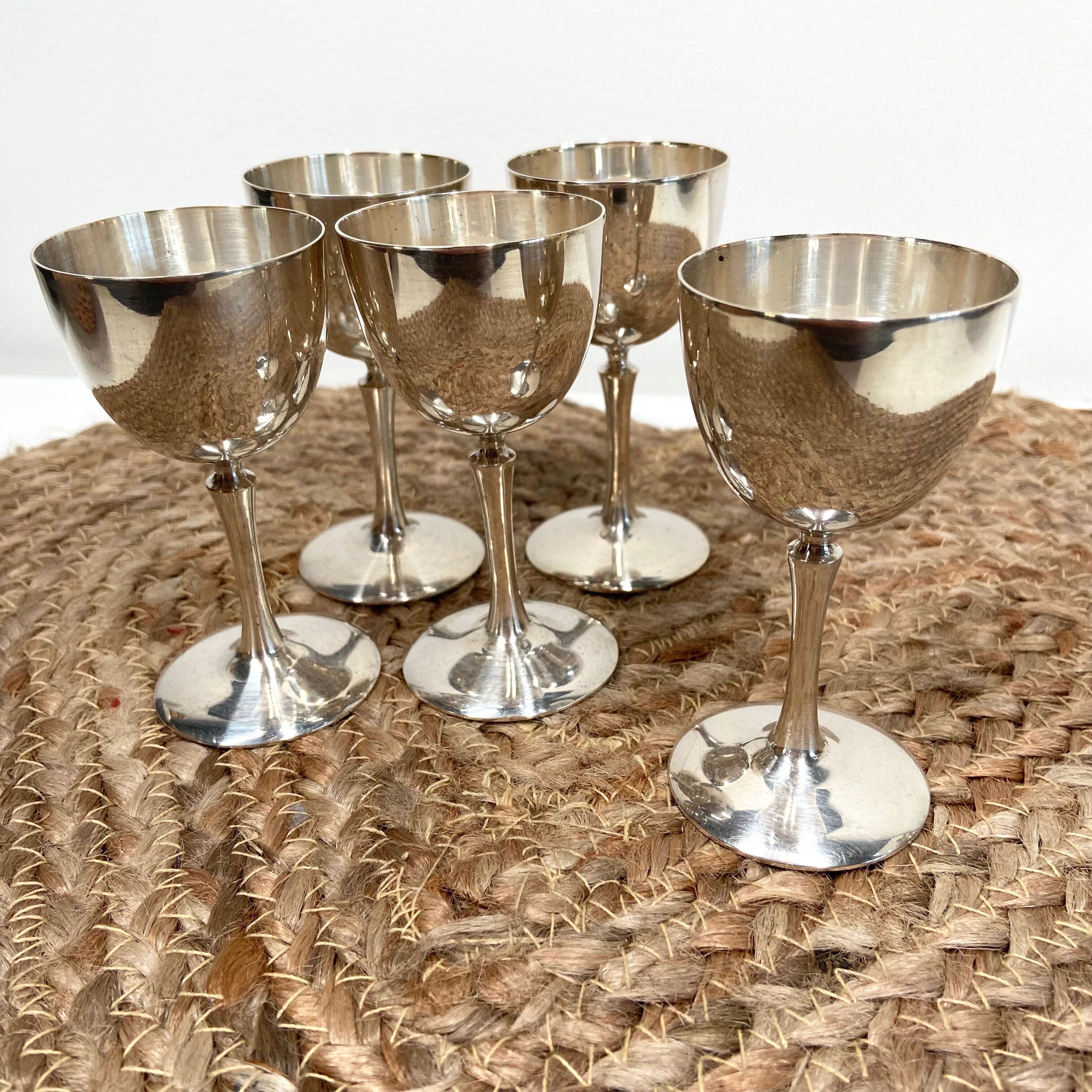 Ensemble de 5 coquetiers en métal argenté