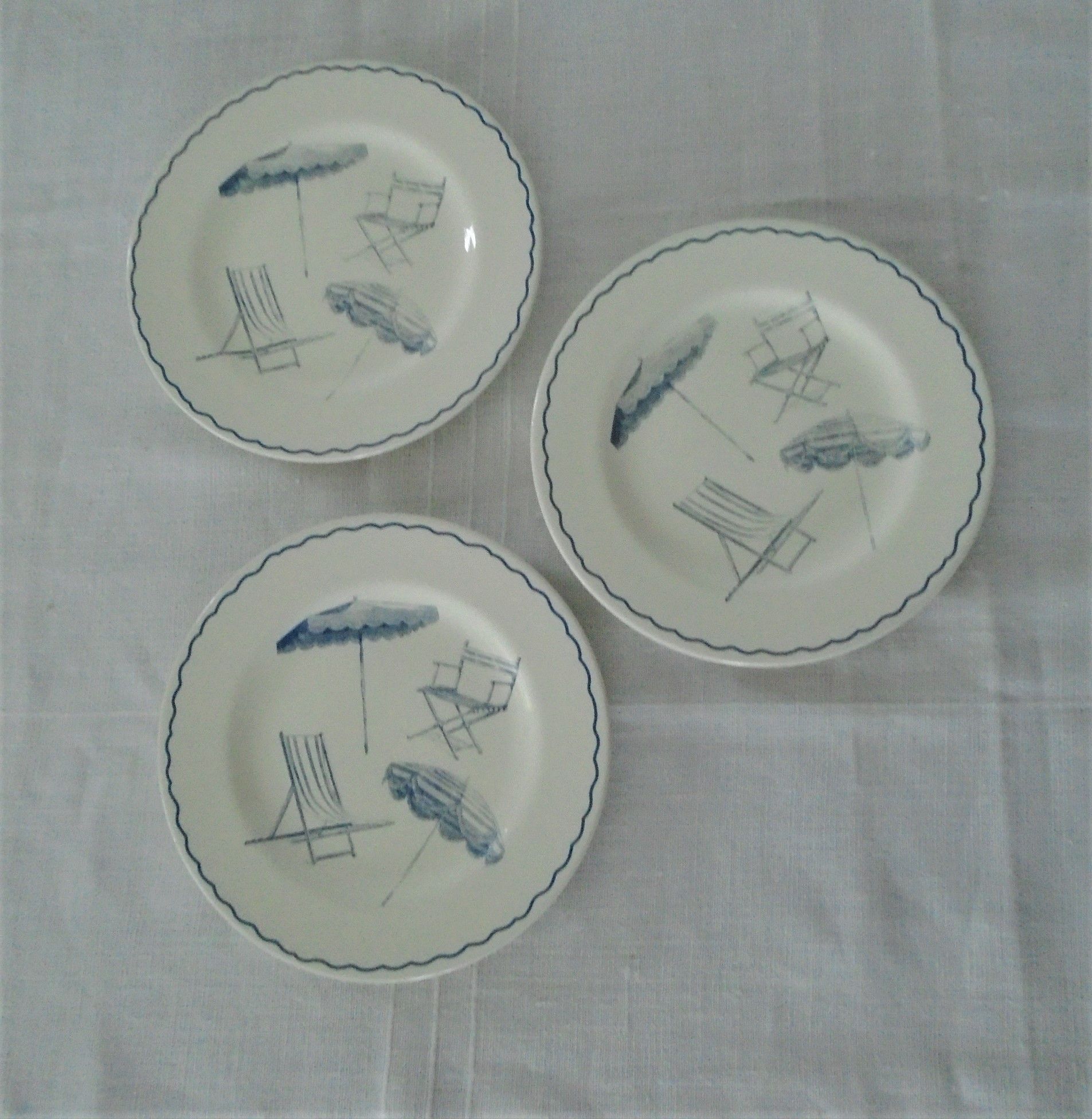 3 plates exclusive