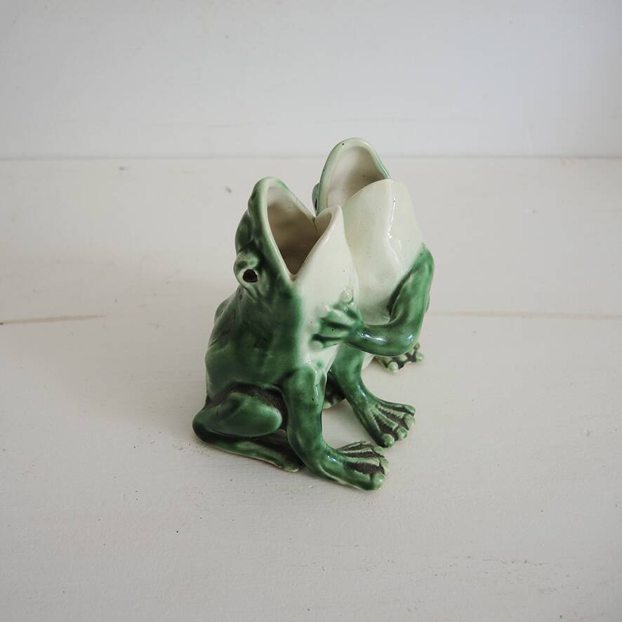 Antique double frog vase in ceramic