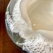 Ashtray made of a mix of bubbled glass and opaque glass, Murano style.