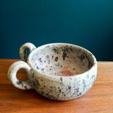 Rustic sandstone bowl with two handles