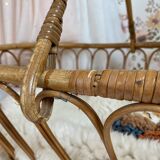 Rattan bassinet
