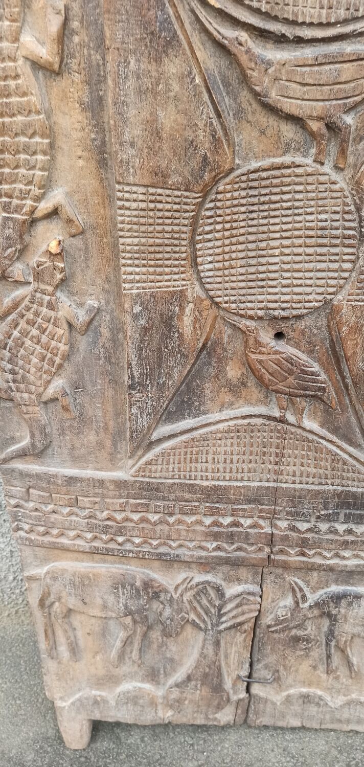 Old wooden door Senufo of Côte d'Ivoire