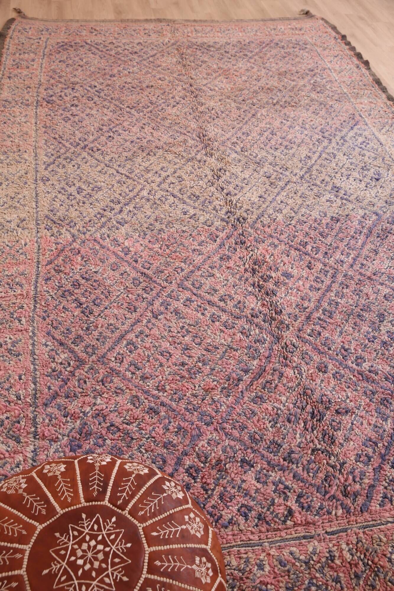 Authentic Vintage Moroccan Rug 203 x 352 cm, Berber Wool Rug, Bohemian Rug
