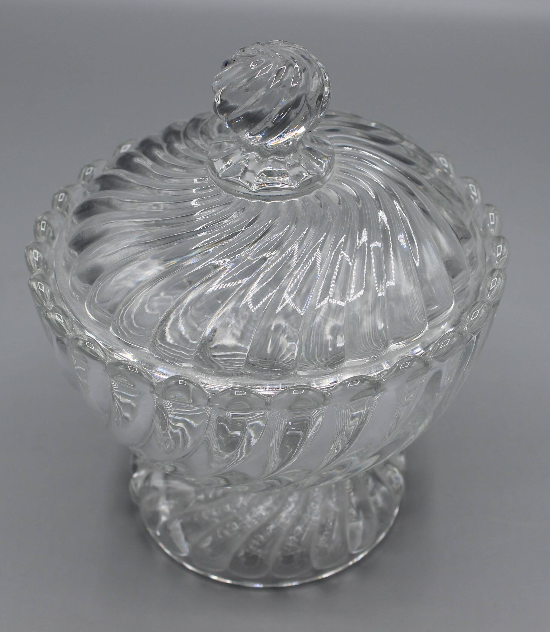 Sugar bowl, candy bowl