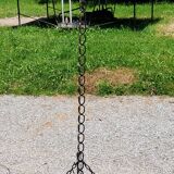 Vintage floor lamp from the 50s in blackened iron in the shape of a chain