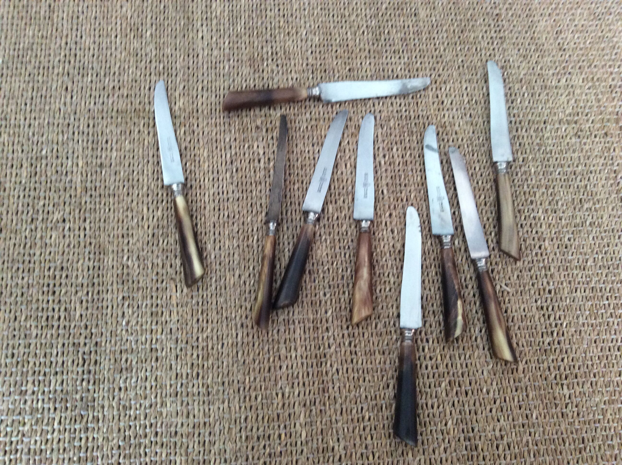 Series of 9 cheese knives