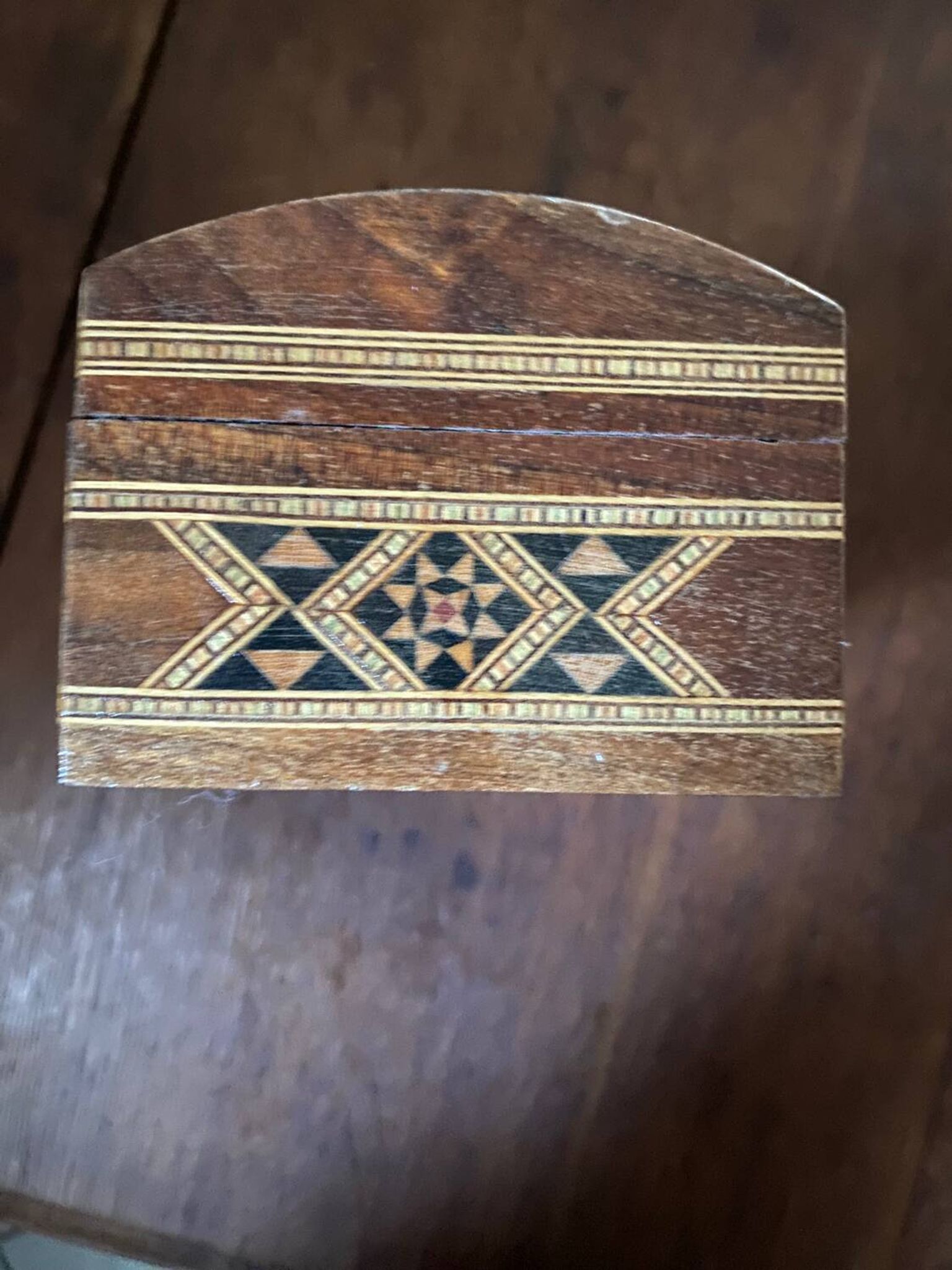 Boîte syrienne en marqueterie et nacre.
