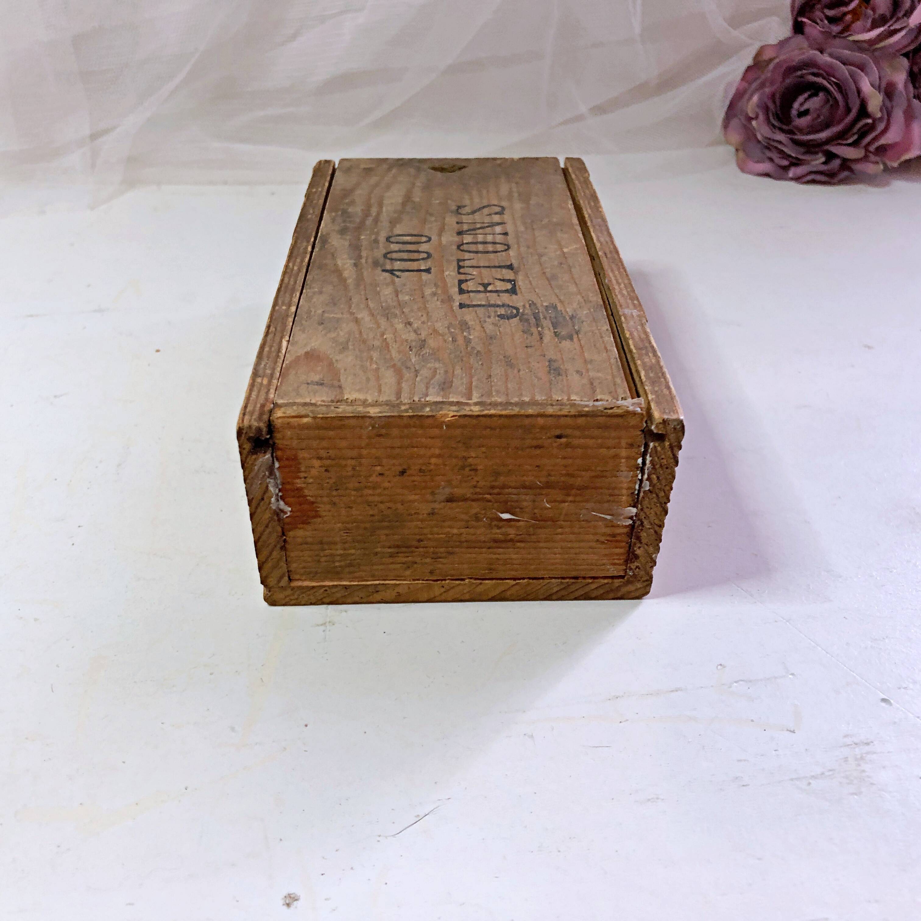 Boîte de 100 jetons en bois complète vintage France